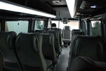 Mikroautobusa īre 20 vietas sēdvietas